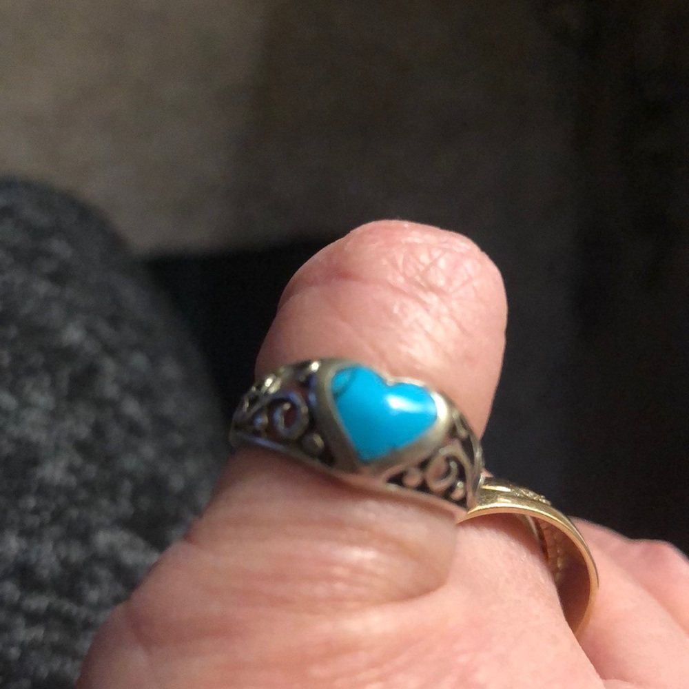 Turquoise heart silver ring size 5 marked sterling beautiful vintage filagree